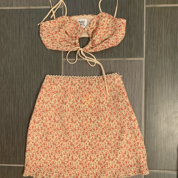 Princess polly two piece set, top and skirt - Picture 1 of 6